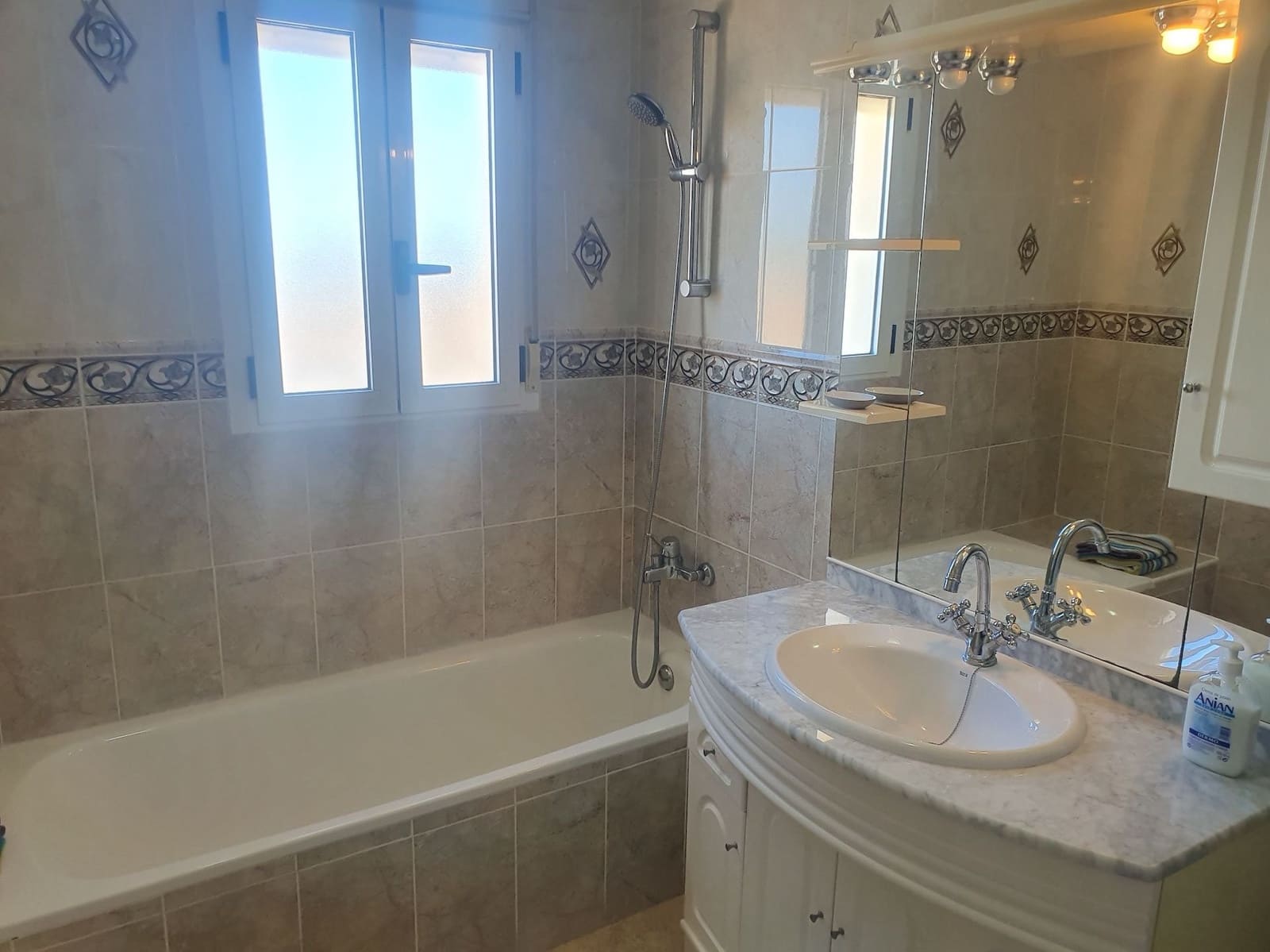 4 bedroom Villa for sale in Algorfa with pool garage - € 495,000 (Ref: 9719945)