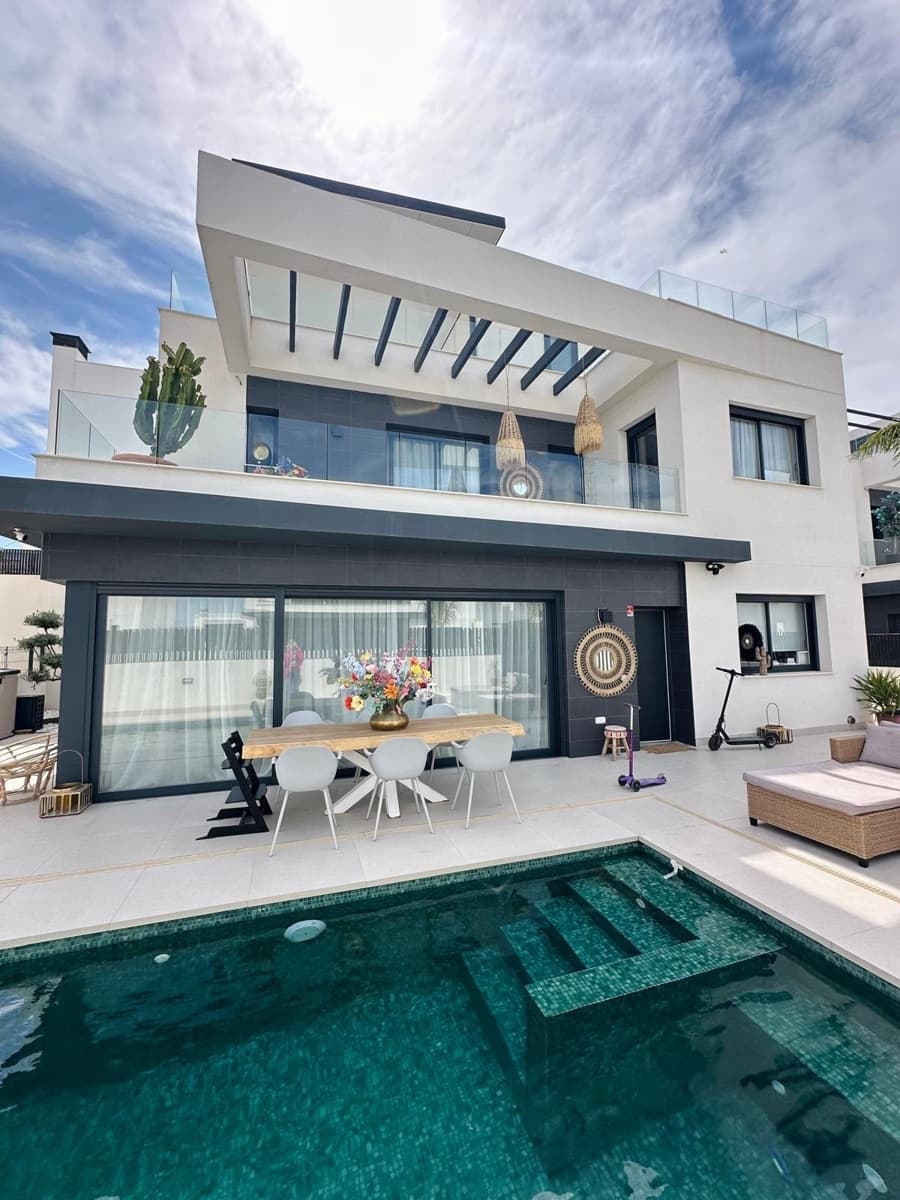 5 camera da letto Villa in vendita in Algorfa con piscina garage - 575.000 € (Rif: 9719951)