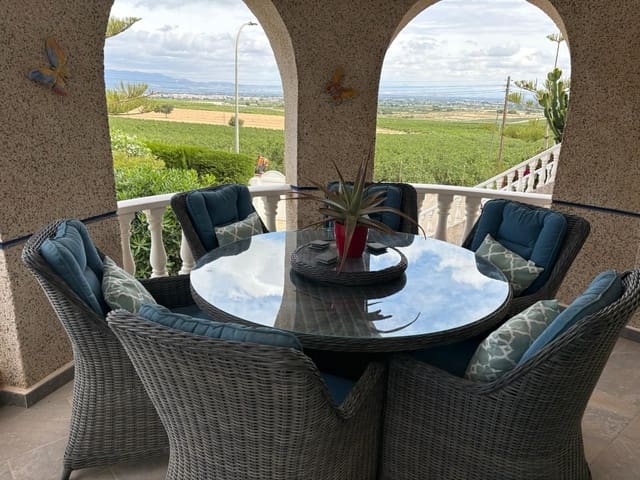 5 soverom Villa til salgs i Almoradí med svømmebasseng garasje - € 685 000 (Ref: 9719952)