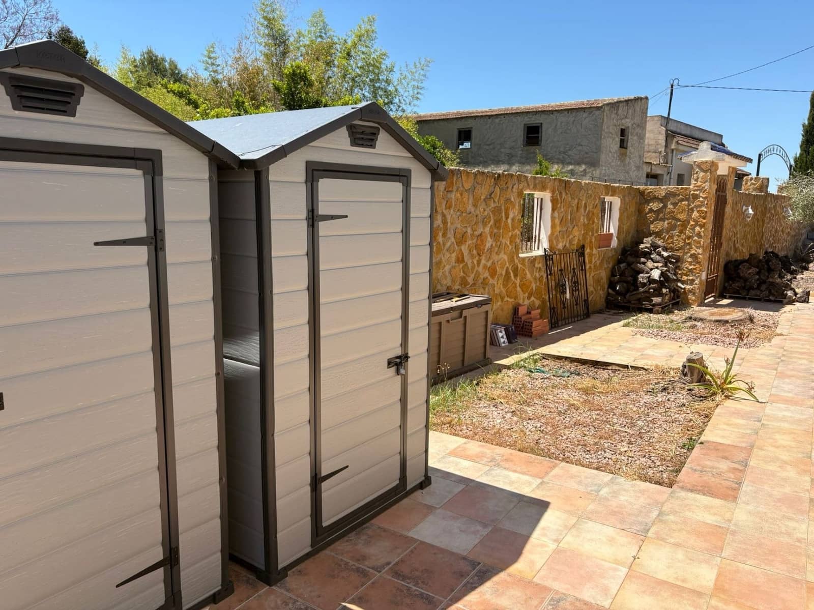 5 bedroom Villa for sale in Jacarilla with pool - € 595,000 (Ref: 9719953)