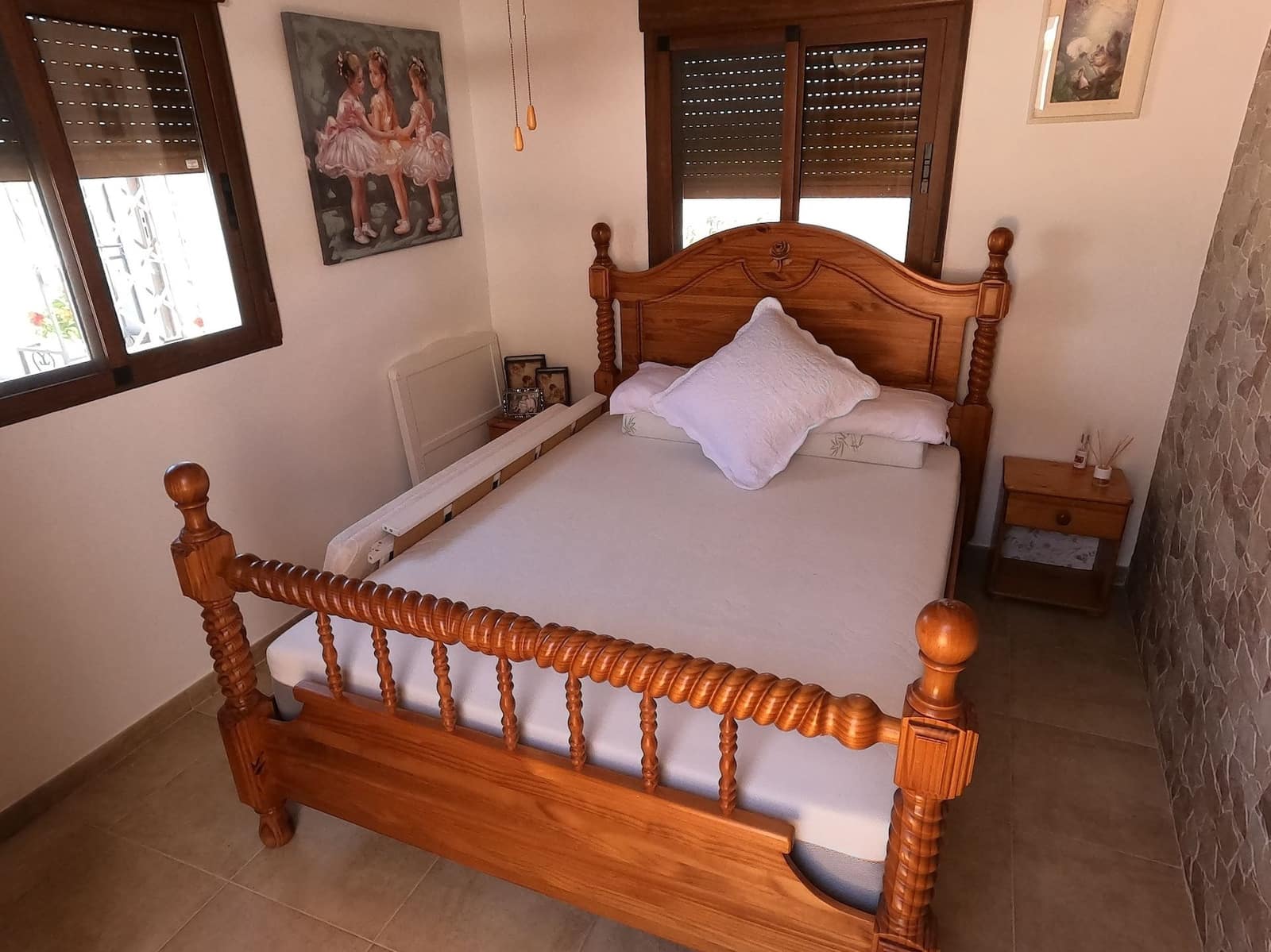 5 bedroom Villa for sale in Jacarilla with pool - € 595,000 (Ref: 9719953)