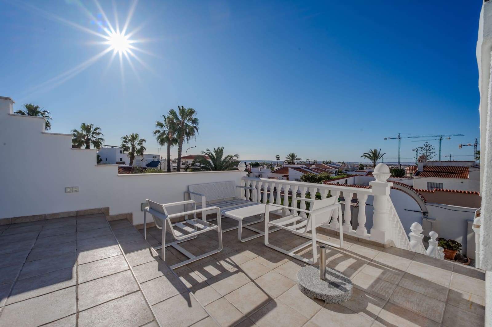 3 chambre Villa/Maison à vendre à Ciudad Quesada avec piscine garage - 549 950 € (Ref: 9730463)