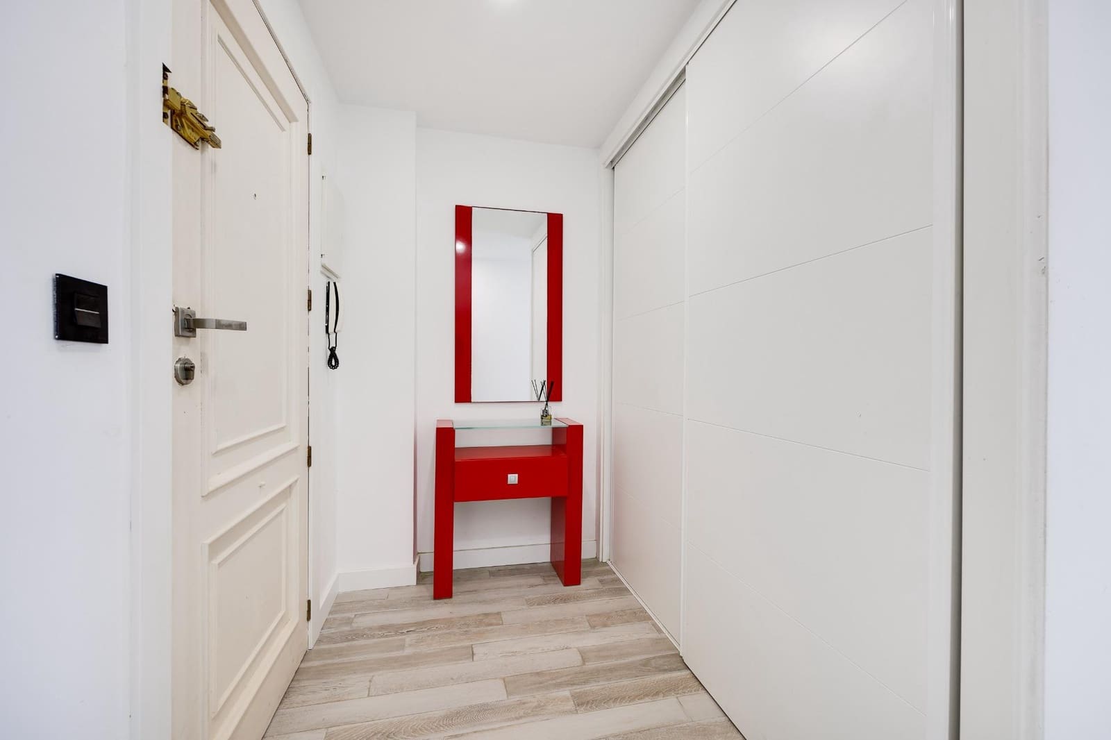 2 slaapkamer Appartement te koop in Torrevieja met zwembad garage - € 179.900 (Ref: 9730469)