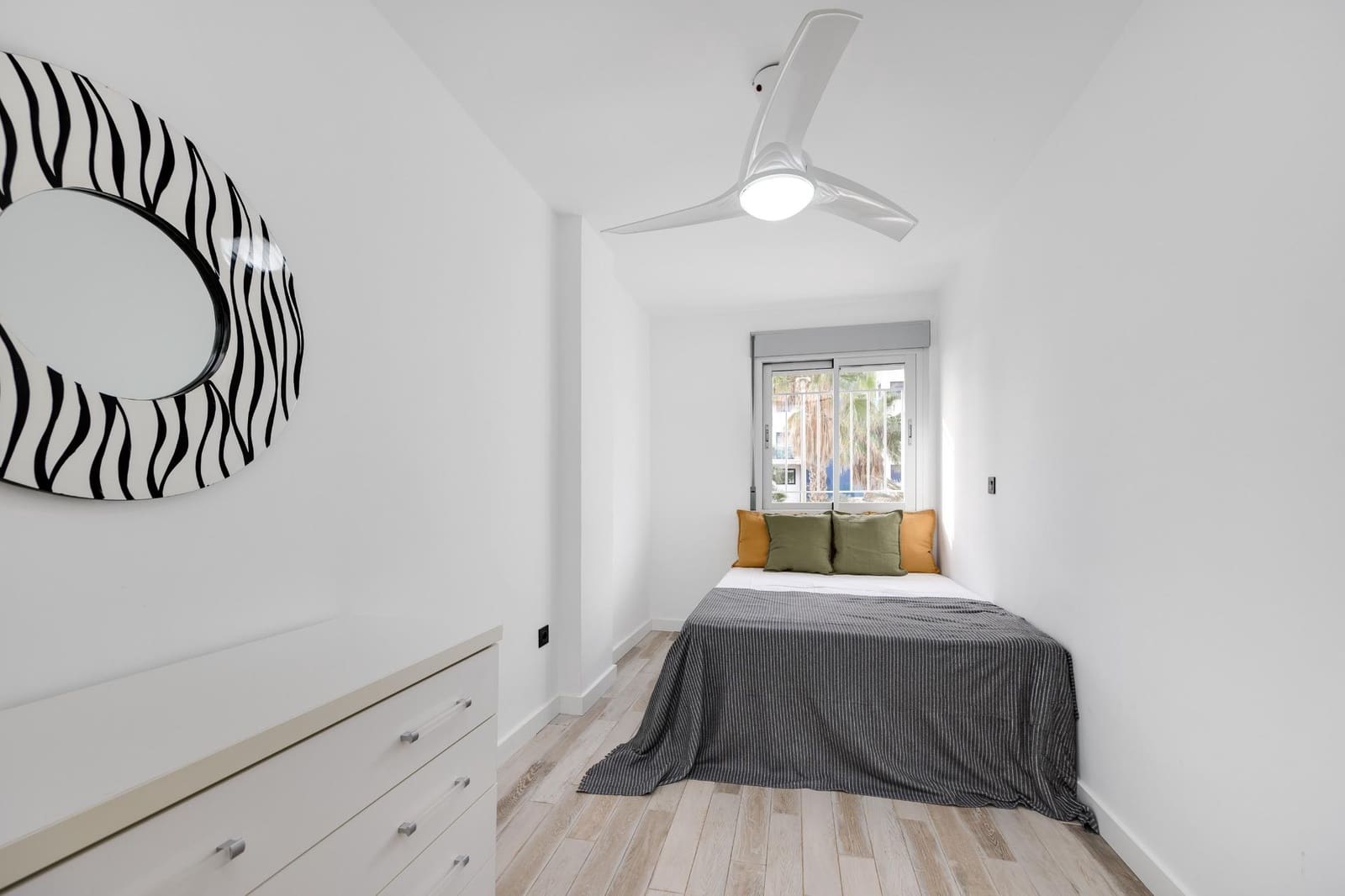 2 slaapkamer Appartement te koop in Torrevieja met zwembad garage - € 179.900 (Ref: 9730469)