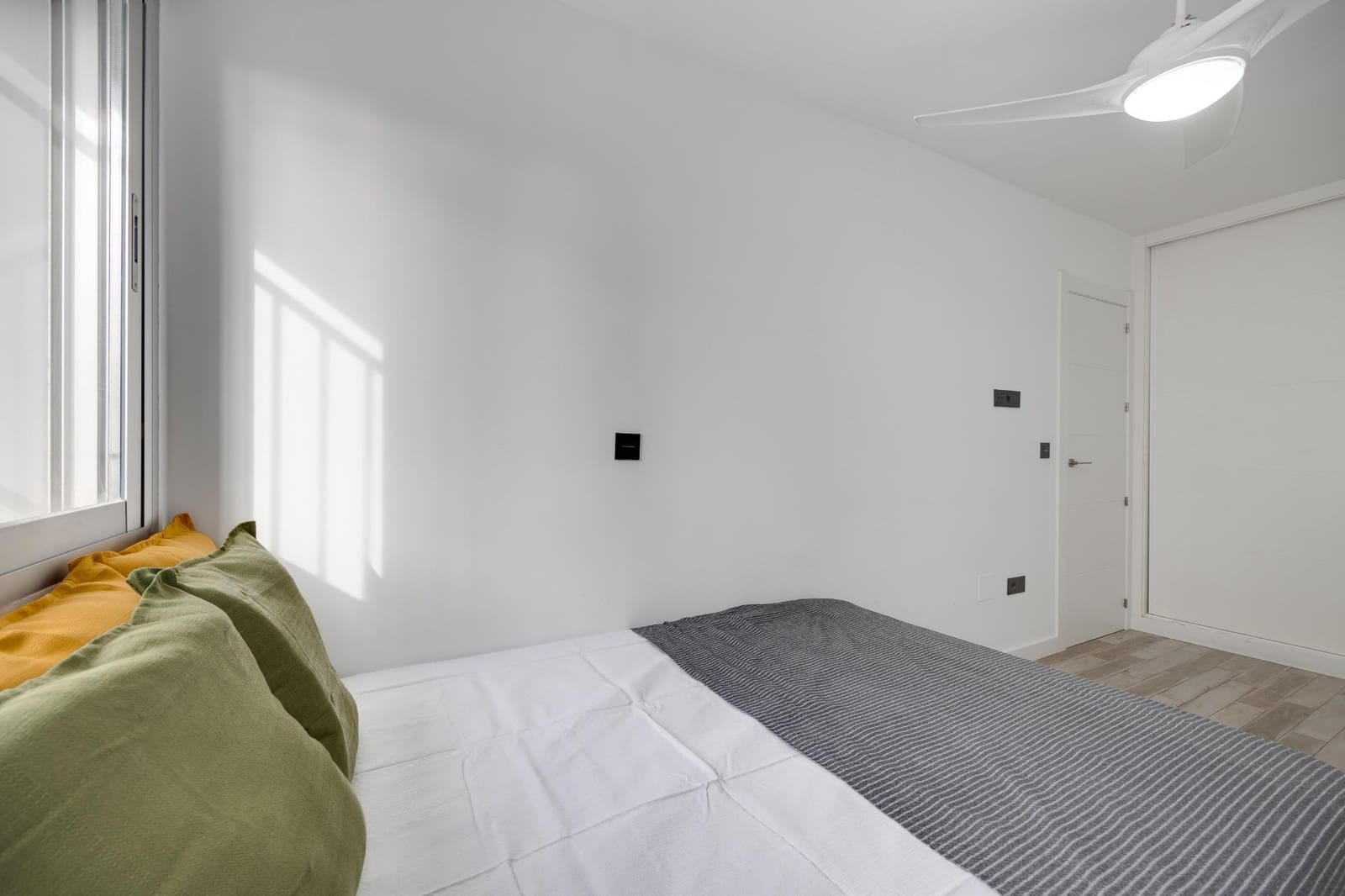 2 slaapkamer Appartement te koop in Torrevieja met zwembad garage - € 179.900 (Ref: 9730469)