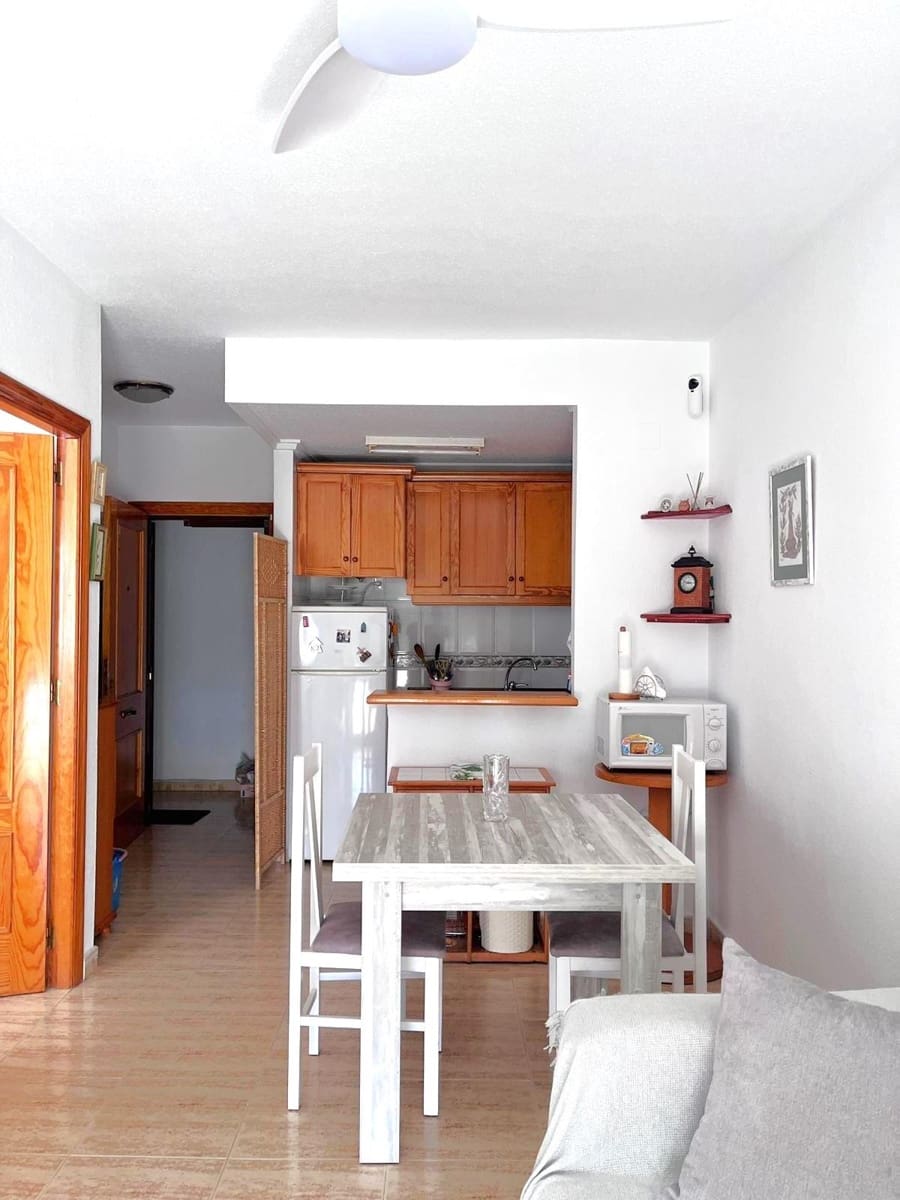 1 bedroom Penthouse for sale in Torrevieja - € 118,000 (Ref: 9730471)