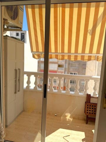 1 bedroom Penthouse for sale in Torrevieja - € 118,000 (Ref: 9730471)