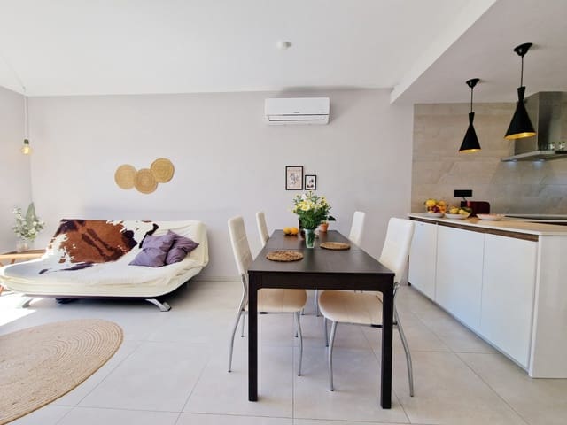 2 slaapkamer Appartement te koop in Guardamar del Segura met zwembad - € 279.995 (Ref: 9735870)