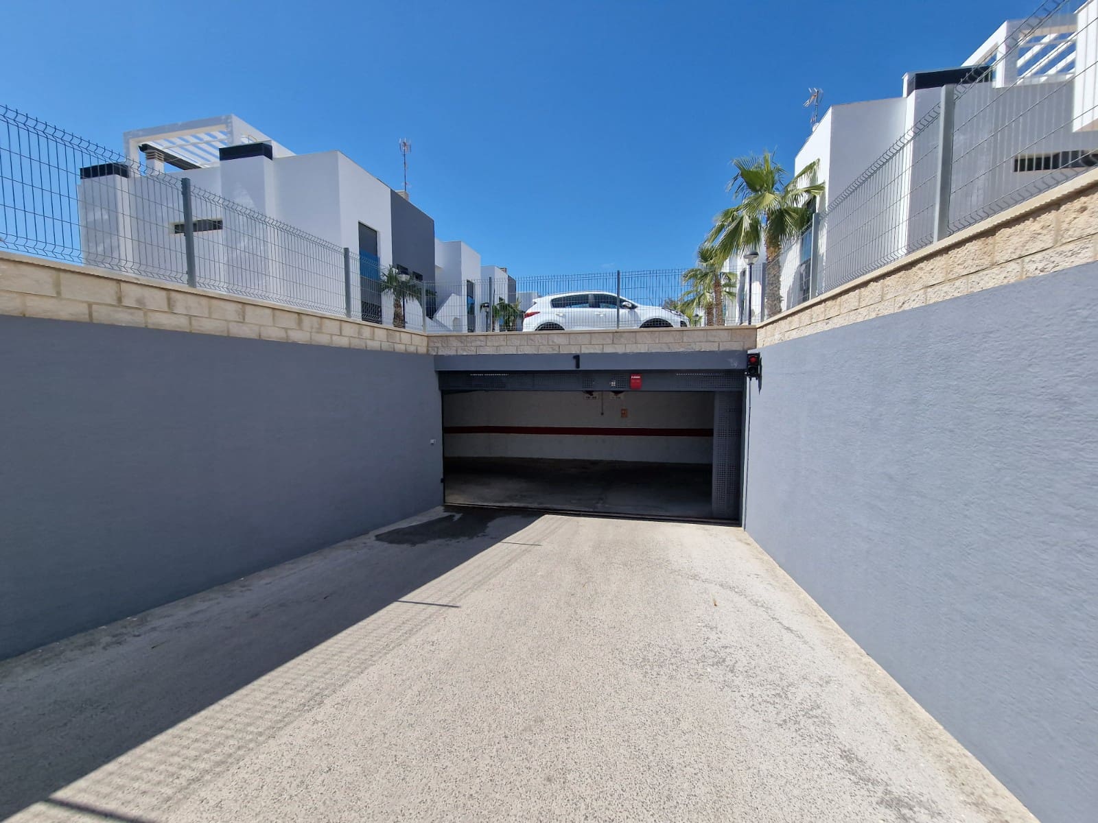 2 slaapkamer Appartement te koop in Guardamar del Segura met zwembad - € 279.995 (Ref: 9735870)