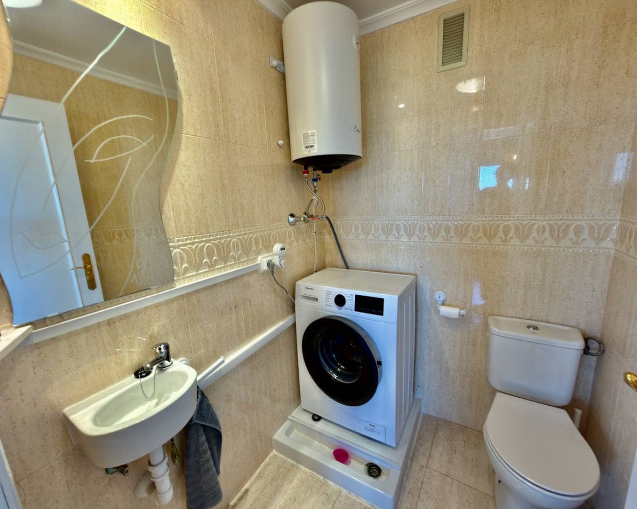 2 bedroom Apartment for sale in Daya Nueva with pool - € 139,950 (Ref: 9739121)