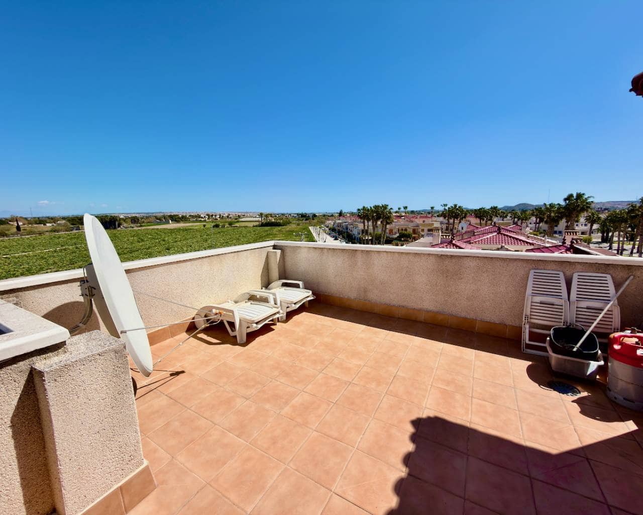 2 bedroom Apartment for sale in Daya Nueva with pool - € 139,950 (Ref: 9739121)