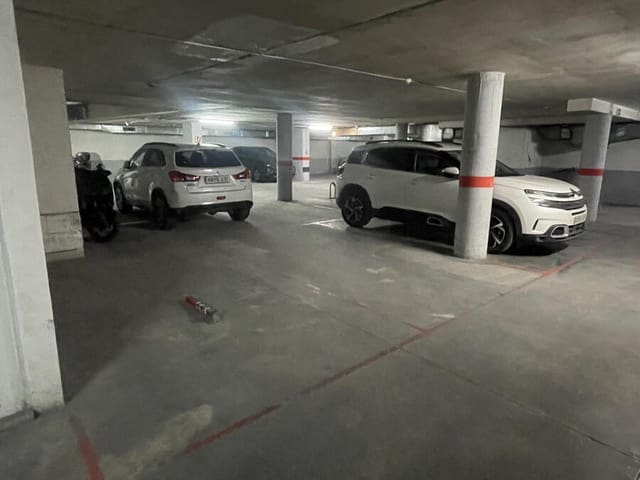 Garagem para venda em Torrevieja - 10 000 € (Ref: 9740585)