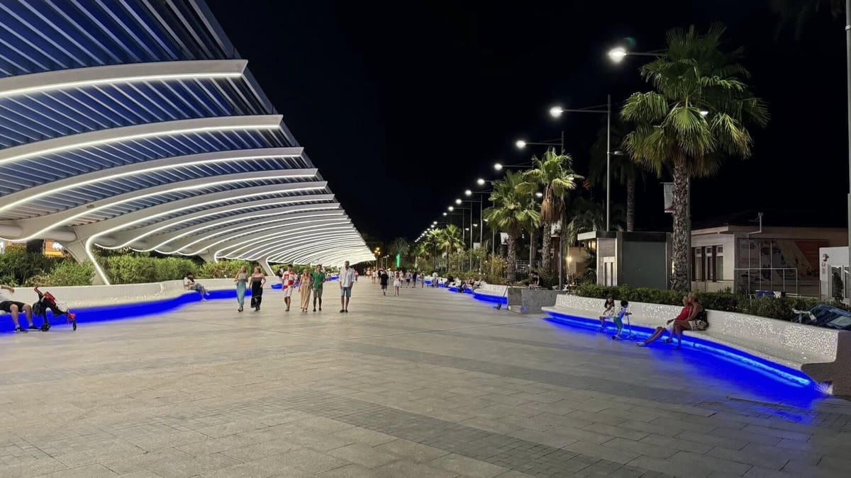 2 bedroom Apartment for sale in Playa Flamenca with pool - € 235,000 (Ref: 9756314)