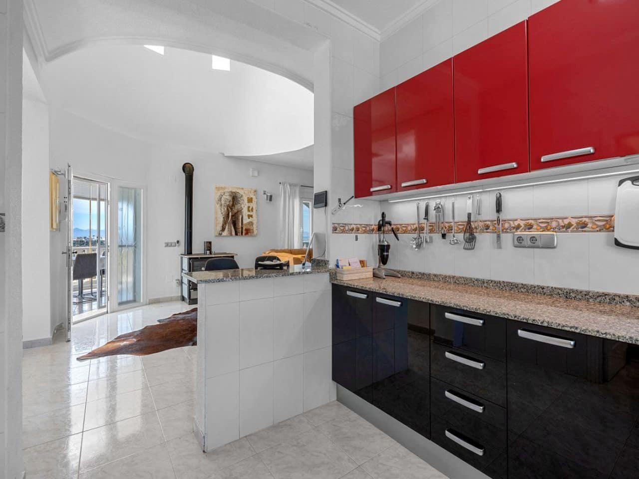 4 bedroom Villa for sale in Rojales with pool garage - € 599,000 (Ref: 9756317)
