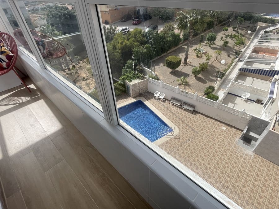 Lejlighed til salg i La Mata med swimmingpool - € 105.000 (Ref: 9761285)