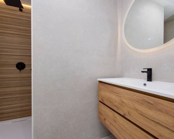 2 quarto Apartamento para venda em Guardamar del Segura com piscina garagem - 245 000 € (Ref: 9761288)