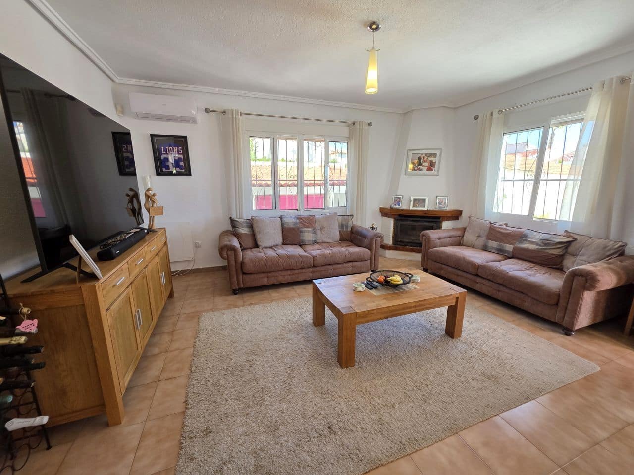 4 bedroom Villa for sale in Rojales with pool garage - € 495,000 (Ref: 9778428)