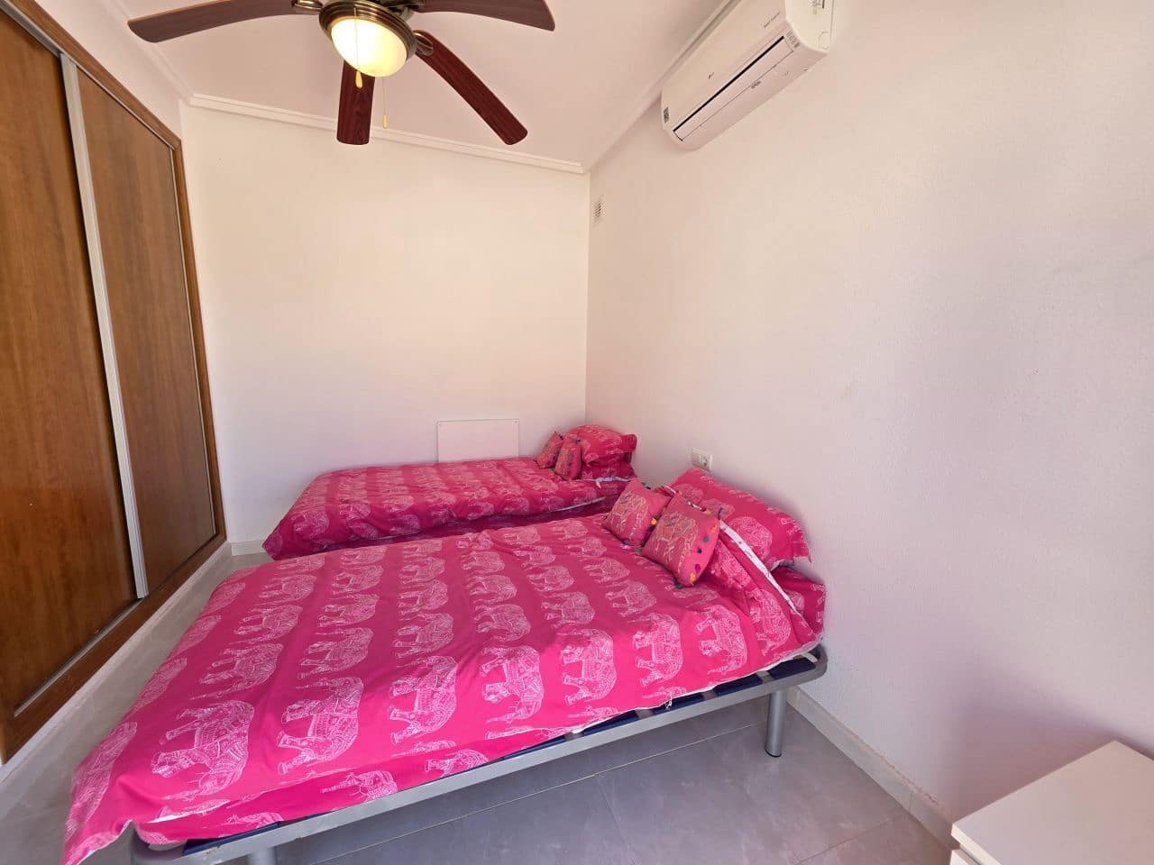 4 bedroom Villa for sale in Rojales with pool garage - € 495,000 (Ref: 9778428)