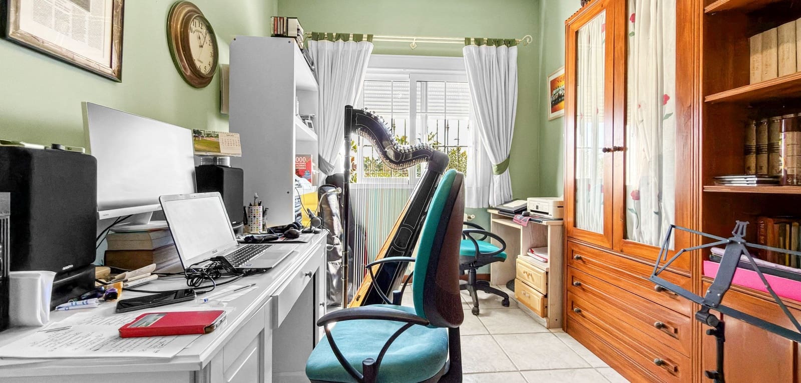 5 bedroom Villa for sale in Torrevieja with pool garage - € 950,000 (Ref: 9783872)