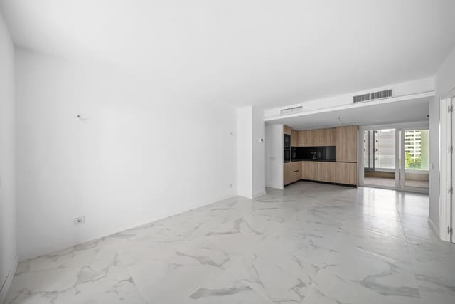 3 soverom Leilighet til salgs i Torrevieja med svømmebasseng garasje - € 599 000 (Ref: 9783874)
