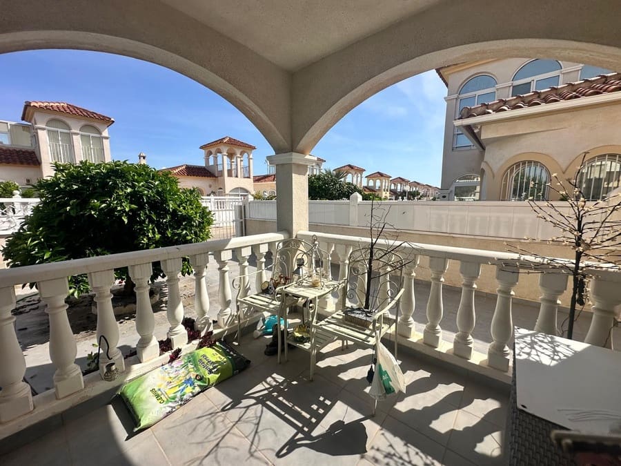 2 sypialnia Willa na sprzedaż w Lo Crispin z basenem - 235 000 € (Ref: 9789762)