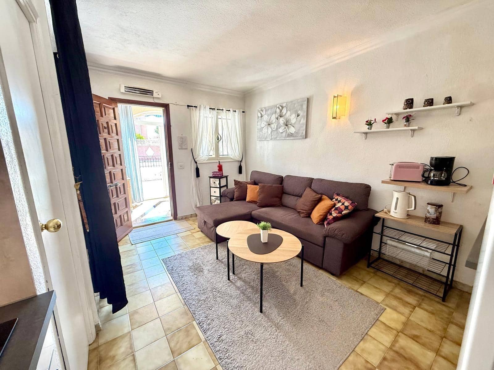 1 bedroom Bungalow for sale in Torrevieja with pool - € 84,900 (Ref: 9789764)