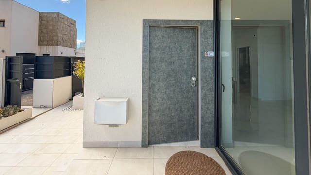 Casa de 3 habitaciones en Rojales en venta con piscina garaje - 399.900 € (Ref: 9793330)