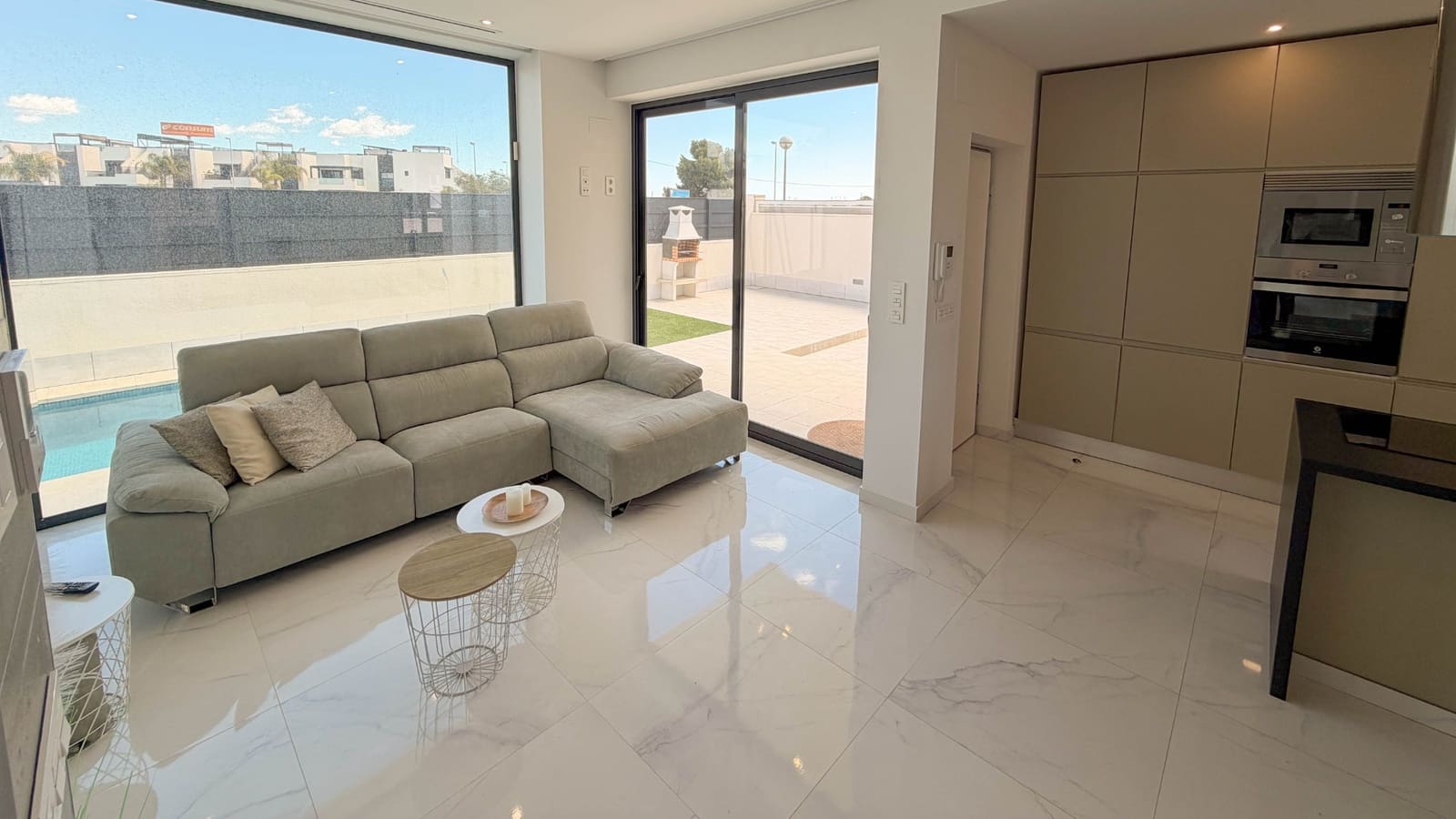 Casa de 3 habitaciones en Rojales en venta con piscina garaje - 399.900 € (Ref: 9793330)