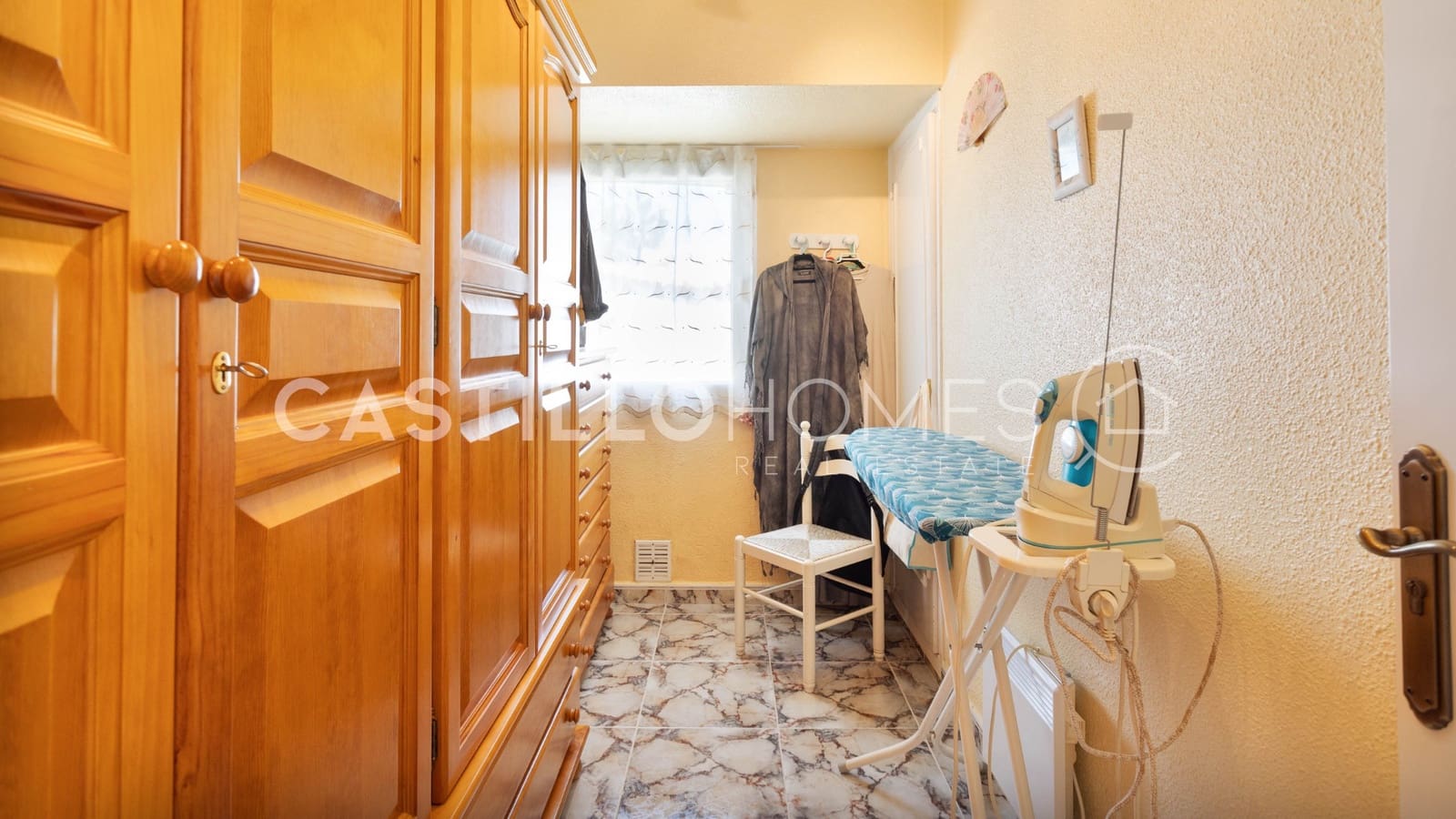 4 quarto Moradia para venda em Torrevieja com piscina garagem - 545 000 € (Ref: 9793331)