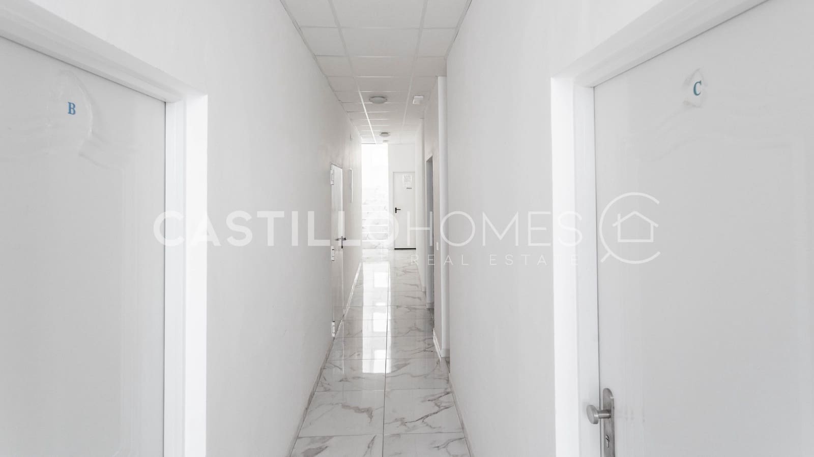 1 soveværelse Studio til salg i Torrevieja med swimmingpool - € 105.000 (Ref: 9793332)