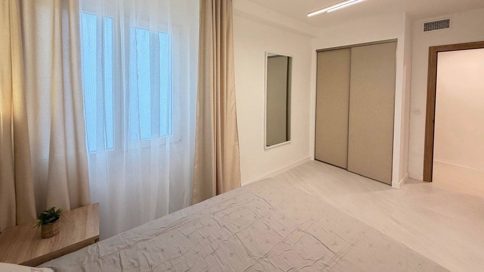 4 quarto Apartamento para venda em Torrevieja - 277 000 € (Ref: 9793336)