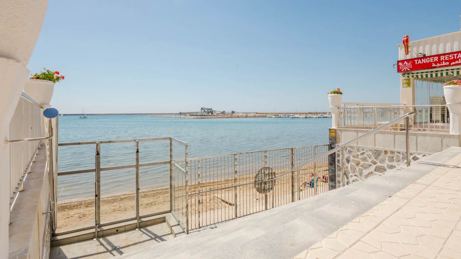 3 Zimmer Apartment zu verkaufen in Torrevieja mit Pool - 249.500 € (Ref: 9793338)