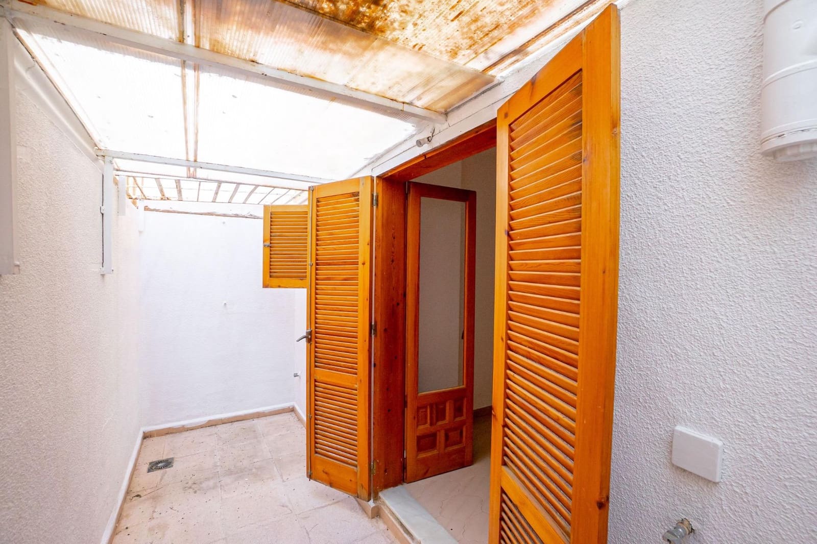 1 soveværelse Bungalow til salg i Torrevieja med swimmingpool - € 119.000 (Ref: 9793357)