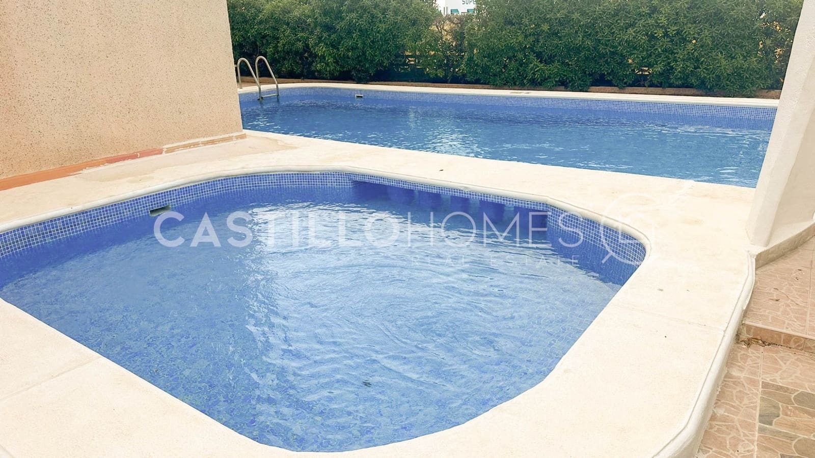 2 slaapkamer Appartement te koop in Torrevieja met zwembad - € 149.000 (Ref: 9797727)