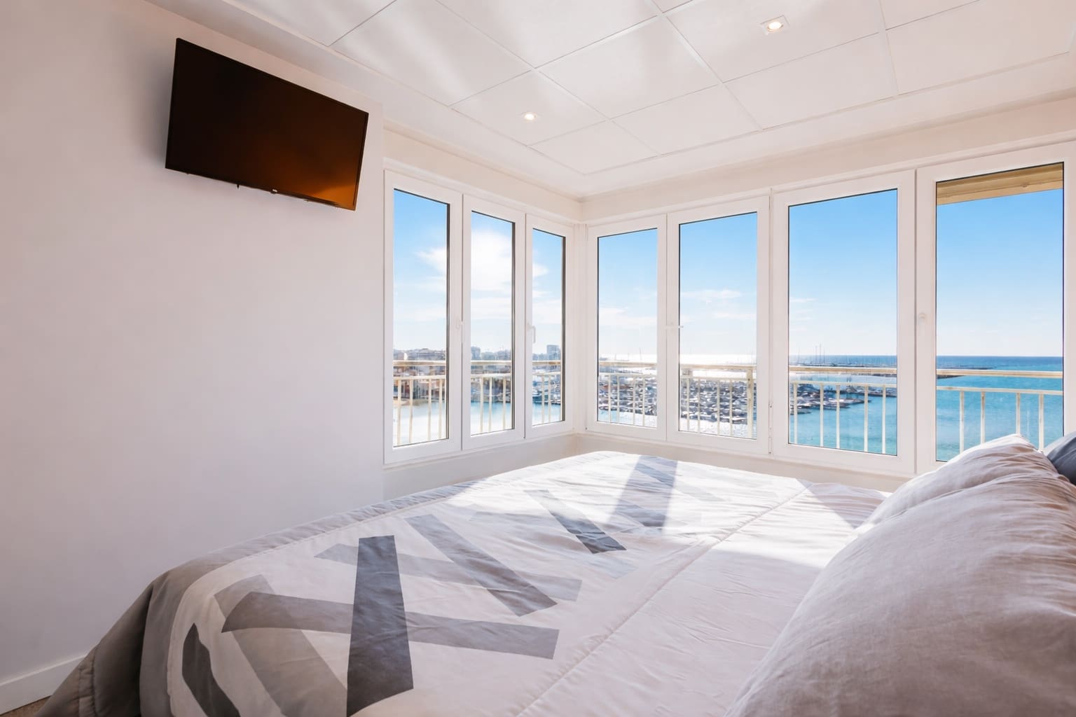 3 chambre Appartement à vendre à Torrevieja avec piscine garage - 389 500 € (Ref: 9797729)