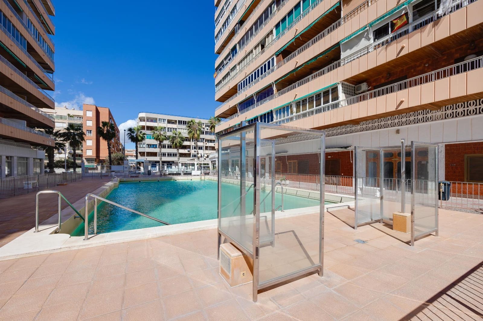 3 chambre Appartement à vendre à Torrevieja avec piscine garage - 389 500 € (Ref: 9797729)