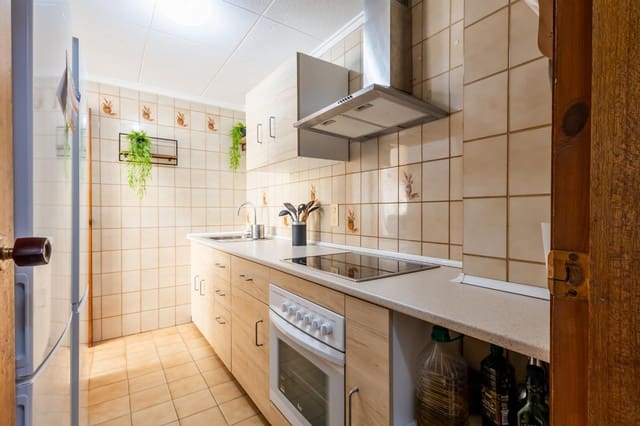 3 soveværelse Lejlighed til salg i Torrevieja med garage - € 163.000 (Ref: 9797733)