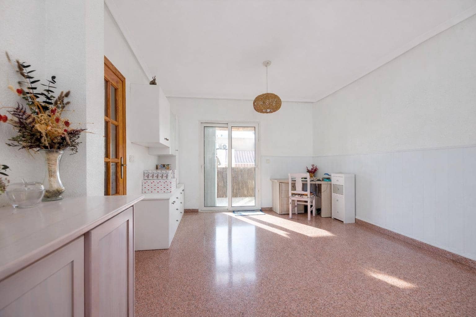 2 bedroom Apartment for sale in Torrevieja - € 149,990 (Ref: 9797734)