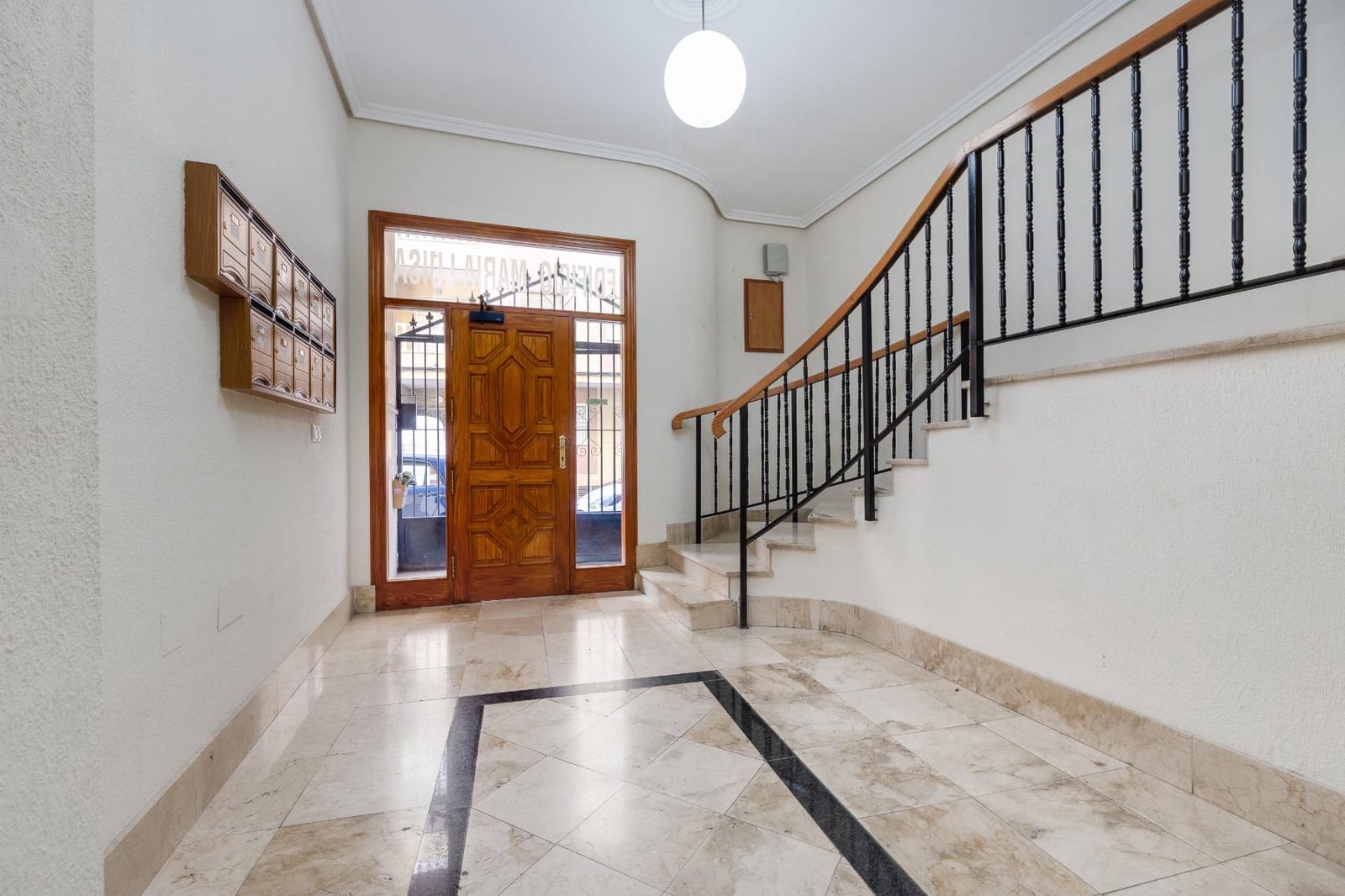 2 bedroom Apartment for sale in Torrevieja - € 149,990 (Ref: 9797734)
