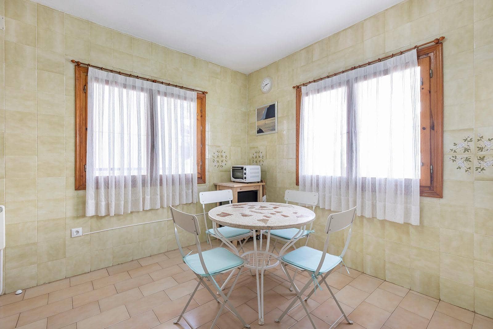 6 chambre Villa/Maison Mitoyenne à vendre à Torrevieja avec piscine - 179 000 € (Ref: 9797740)