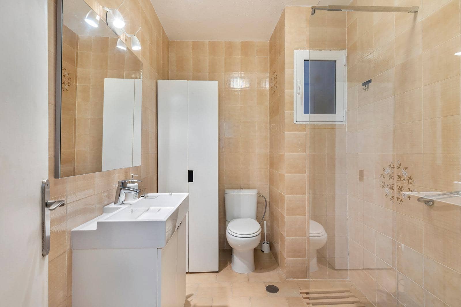 6 chambre Villa/Maison Mitoyenne à vendre à Torrevieja avec piscine - 179 000 € (Ref: 9797740)