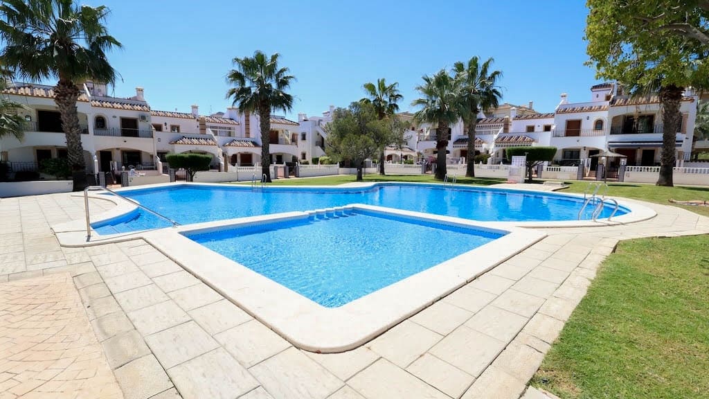 2 soveværelse Lejlighed til salg i Orihuela Costa med swimmingpool - € 179.000 (Ref: 9797746)