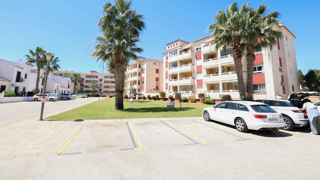 2 soveværelse Lejlighed til salg i Orihuela Costa med swimmingpool - € 179.000 (Ref: 9797746)