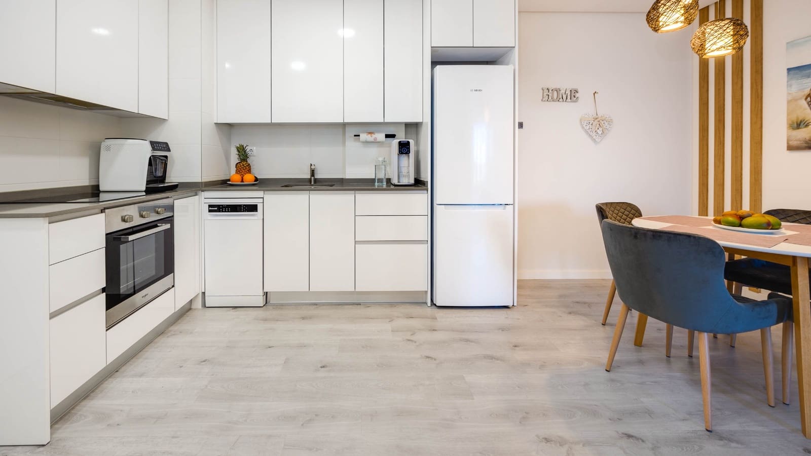 3 soveværelse Lejlighed til salg i Orihuela Costa med swimmingpool garage - € 299.000 (Ref: 9797747)