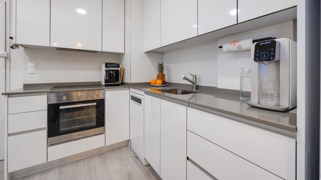 3 soveværelse Lejlighed til salg i Orihuela Costa, Orihuela med swimmingpool garage - € 299.000 (Ref: 9797747)