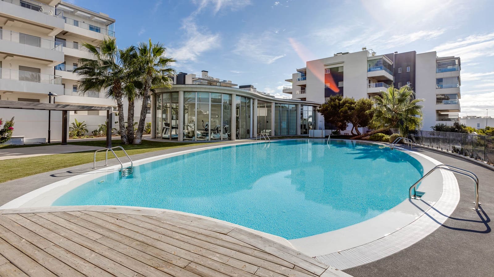 3 soveværelse Lejlighed til salg i Orihuela Costa med swimmingpool garage - € 299.000 (Ref: 9797747)