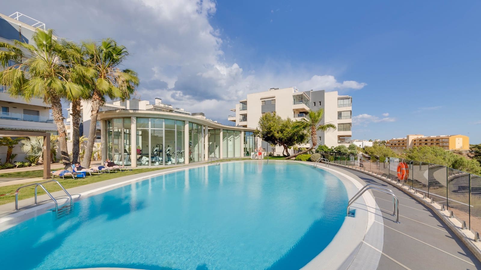 3 soveværelse Lejlighed til salg i Orihuela Costa med swimmingpool garage - € 299.000 (Ref: 9797747)