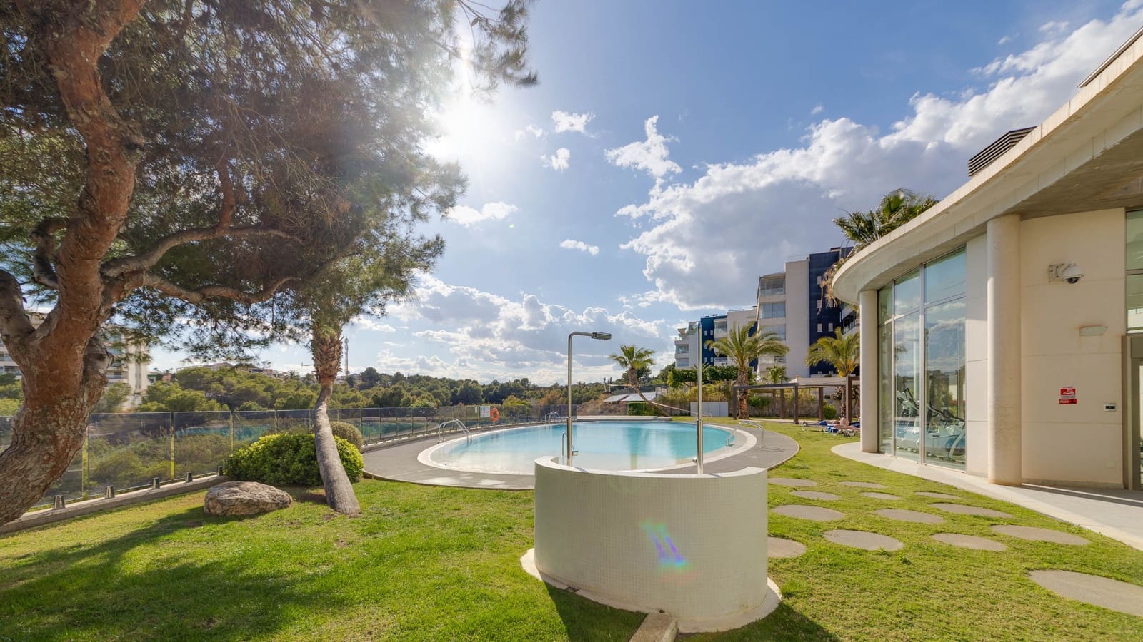 3 soveværelse Lejlighed til salg i Orihuela Costa med swimmingpool garage - € 299.000 (Ref: 9797747)