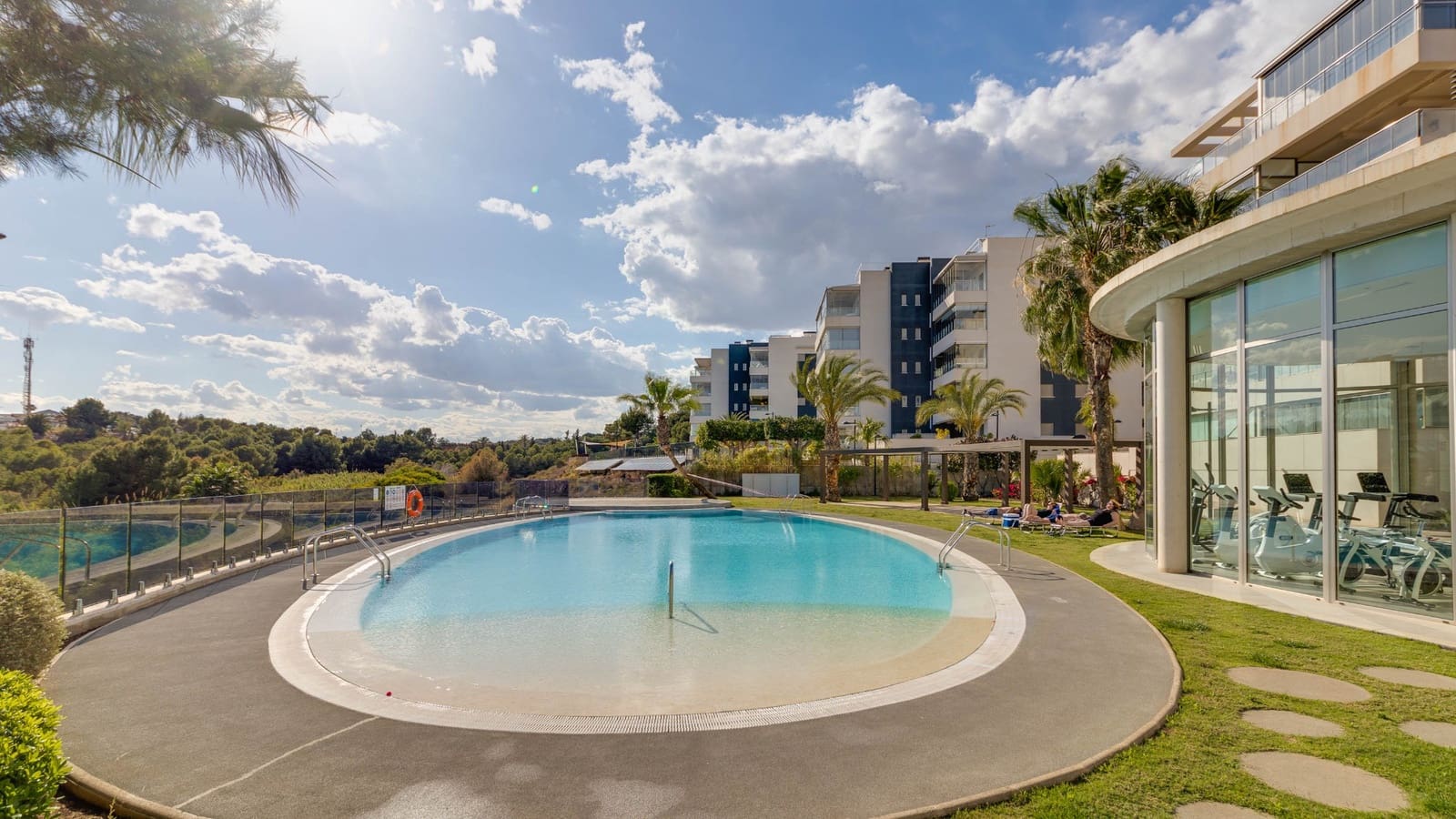 3 soveværelse Lejlighed til salg i Orihuela Costa med swimmingpool garage - € 299.000 (Ref: 9797747)