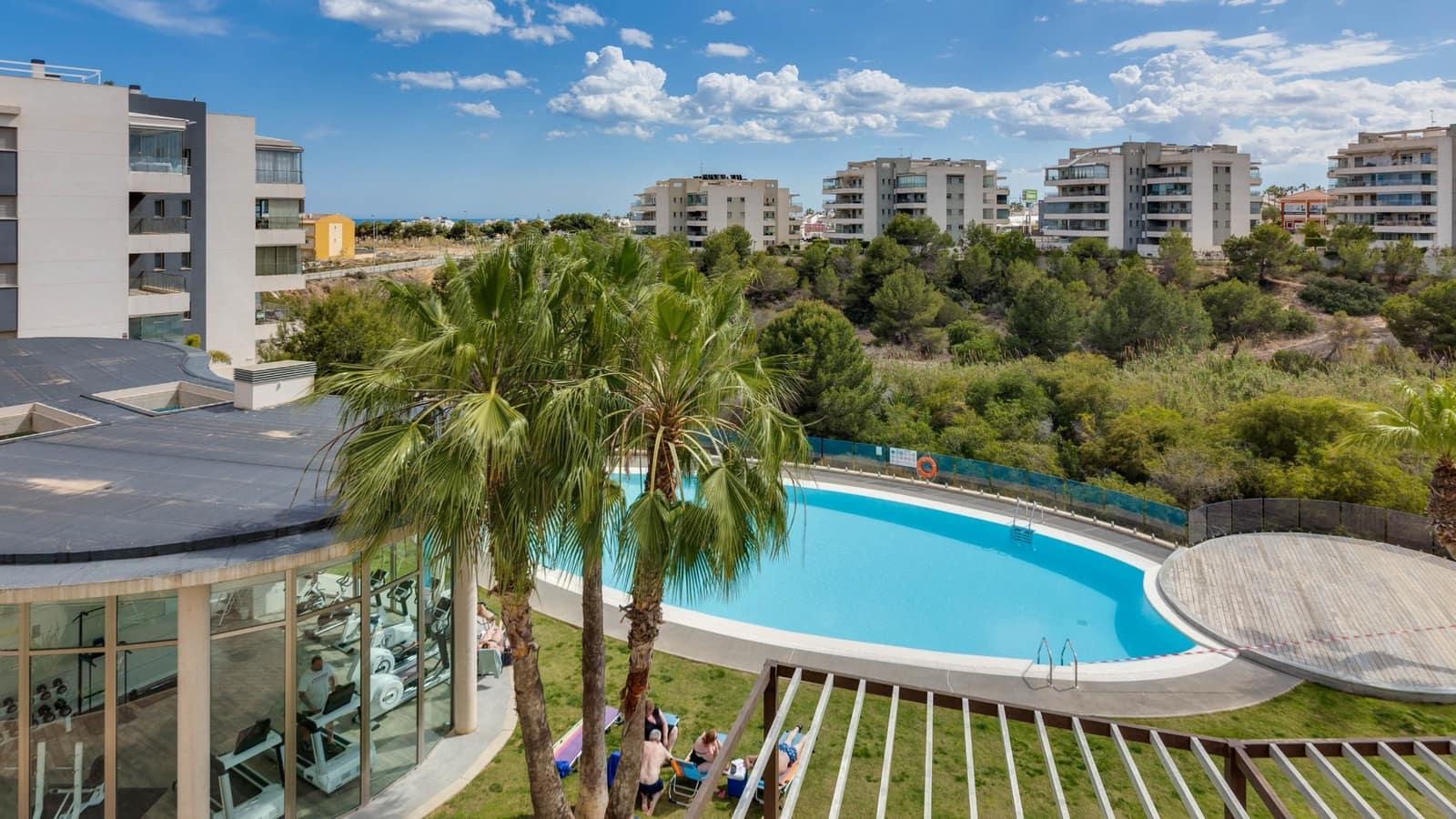 3 soveværelse Lejlighed til salg i Orihuela Costa med swimmingpool garage - € 299.000 (Ref: 9797747)